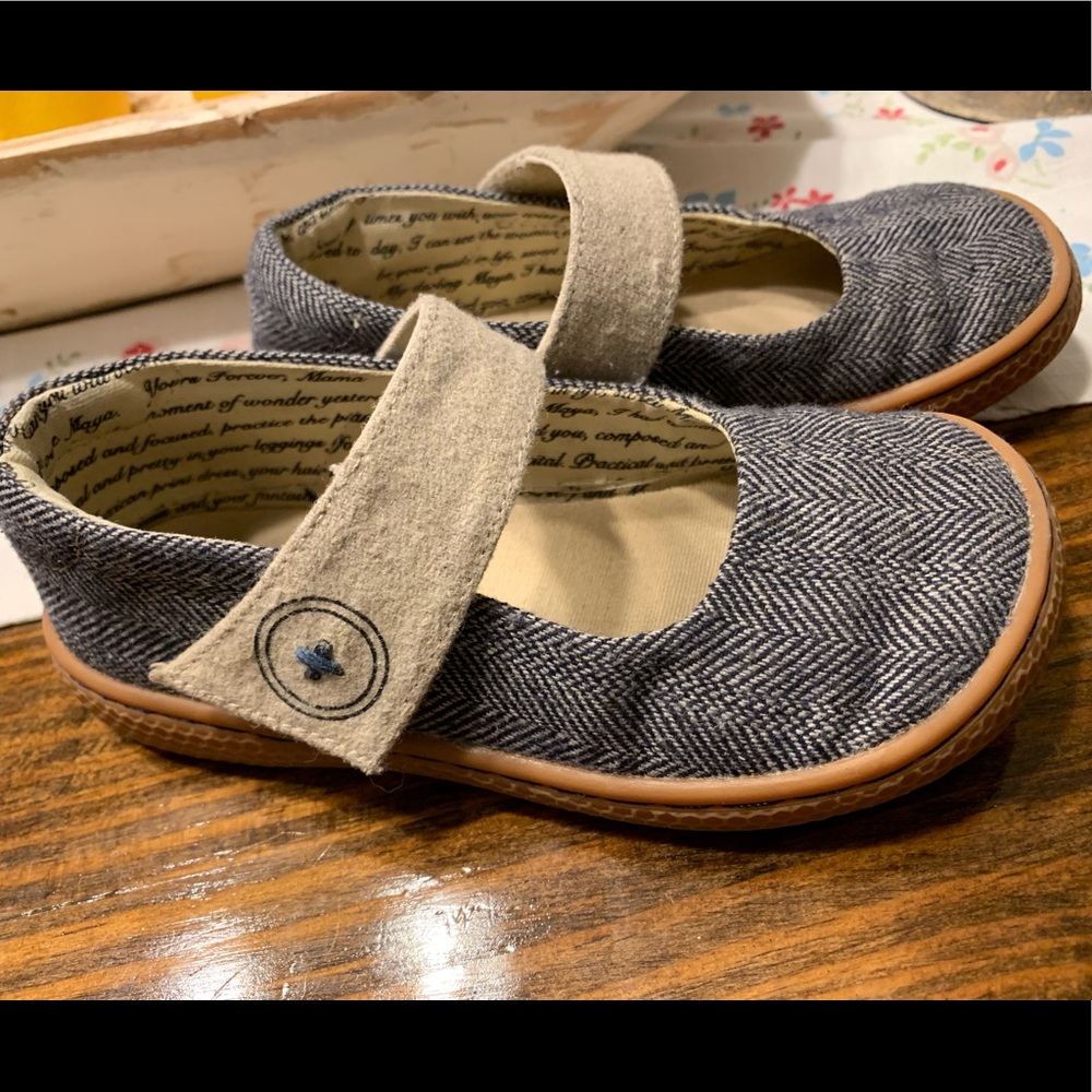 Livie & Luca Navy Carta  Little Girls 11